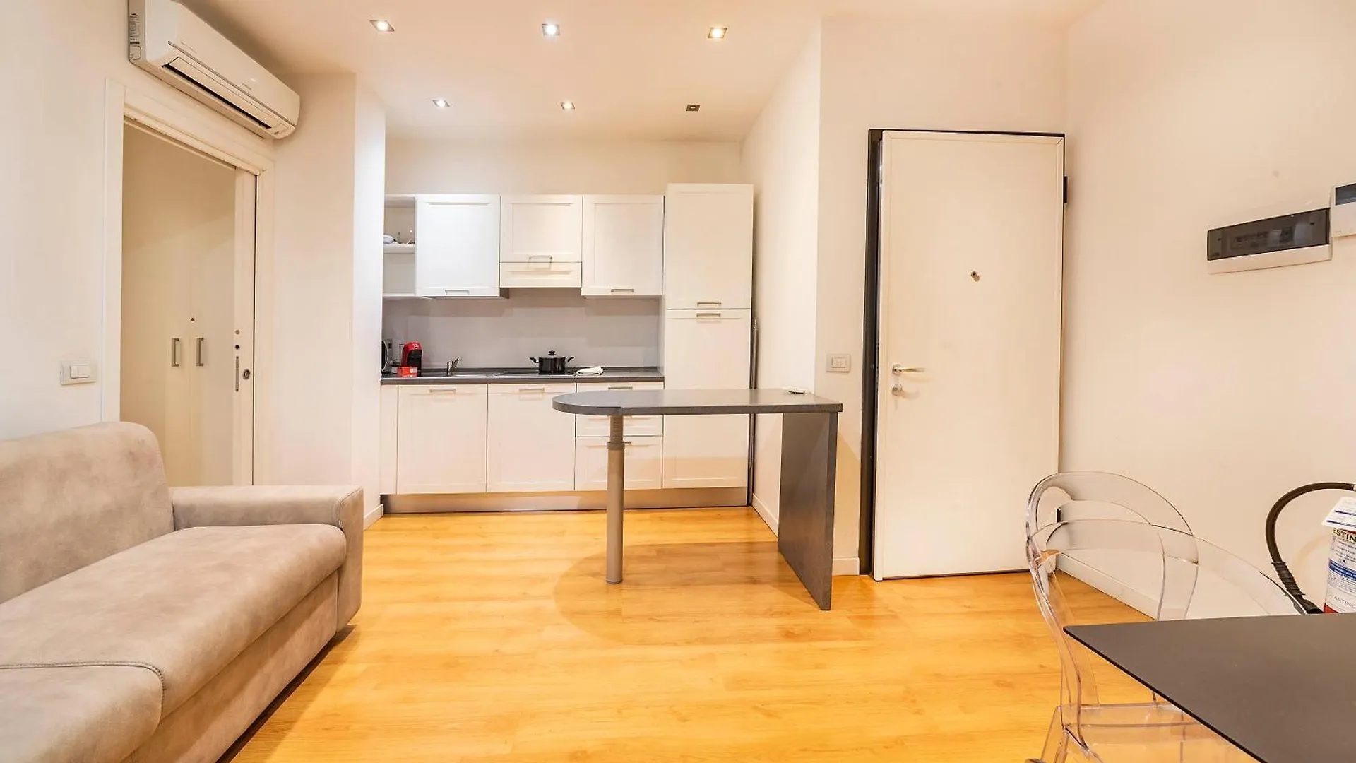 Italianflat - Arena By Side, Old Town Apartment Verona